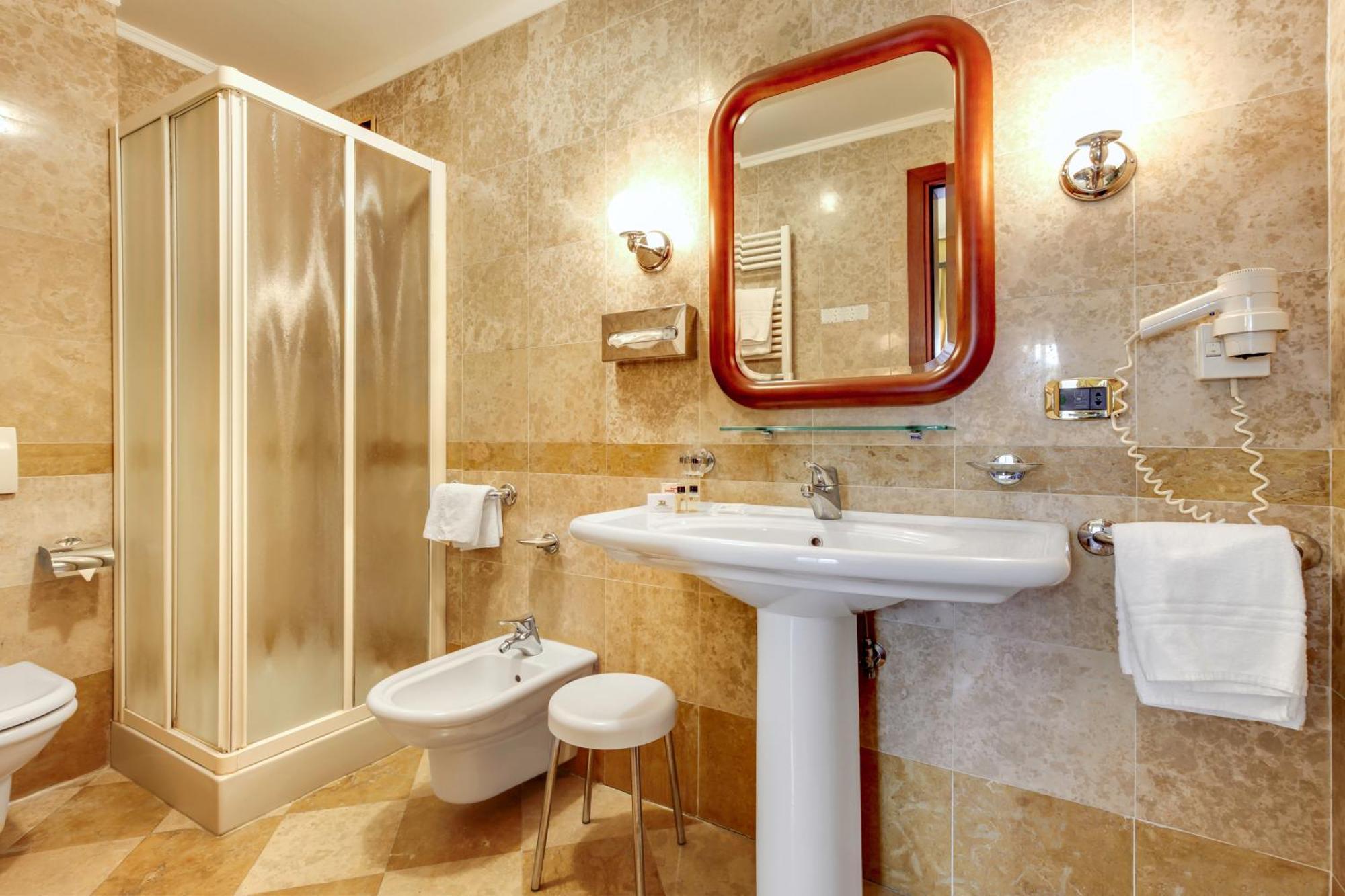 Chambre Double ou Lits Jumeaux